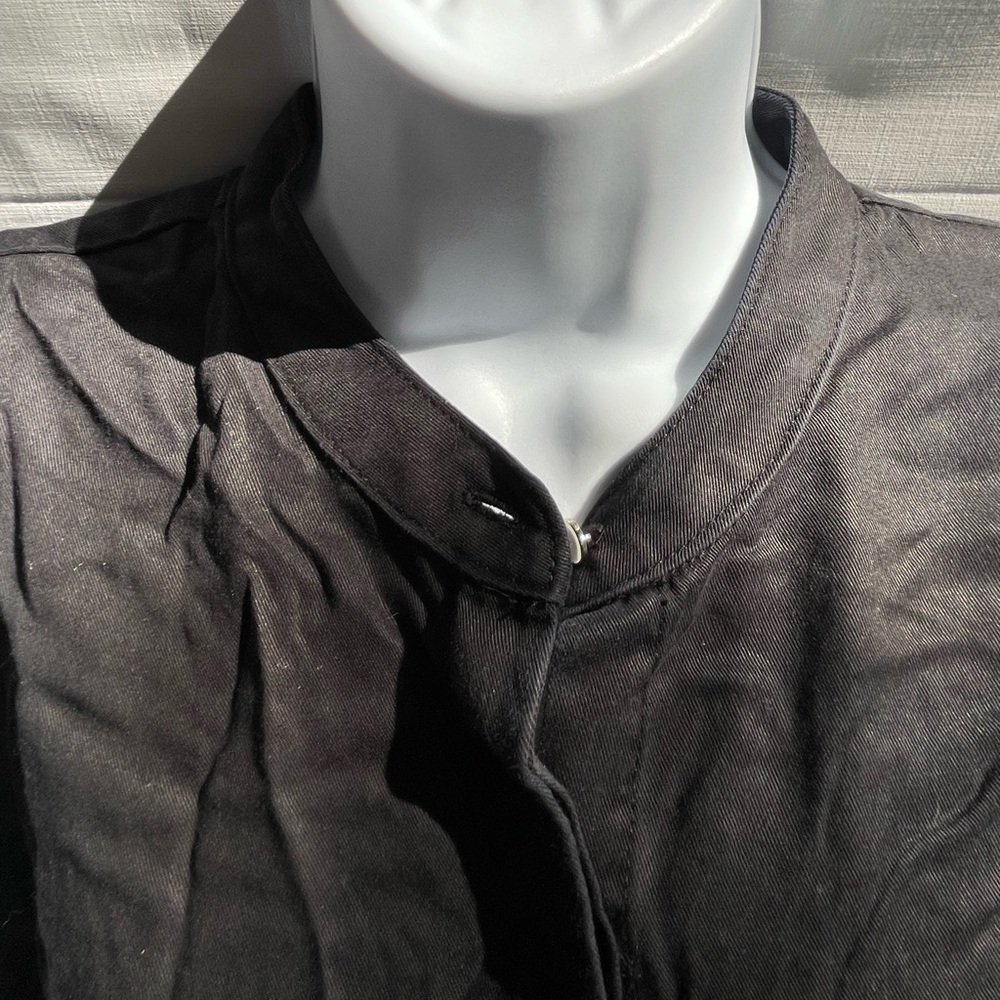 Button up blouse - Picture 3 of 5